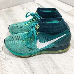 Nike Womens Zoom All Out Flyknit Running Trainers